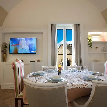 Casa Vacanze Centro Storico Apartment *